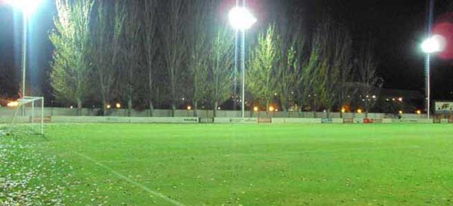 Instalación alumbrado campo de fútbol